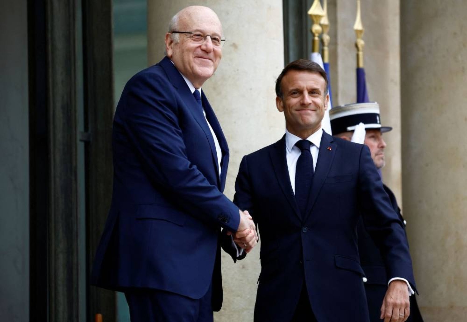 macron mikati 6