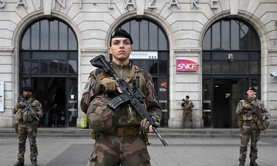 paris