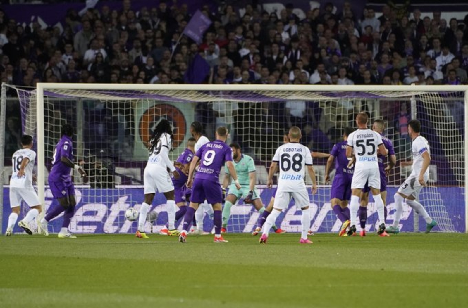 7550640_1715978009 الدوري الايطالي: تعادل إيجابي يحسم مواجهة فيورنتينا ونابولي