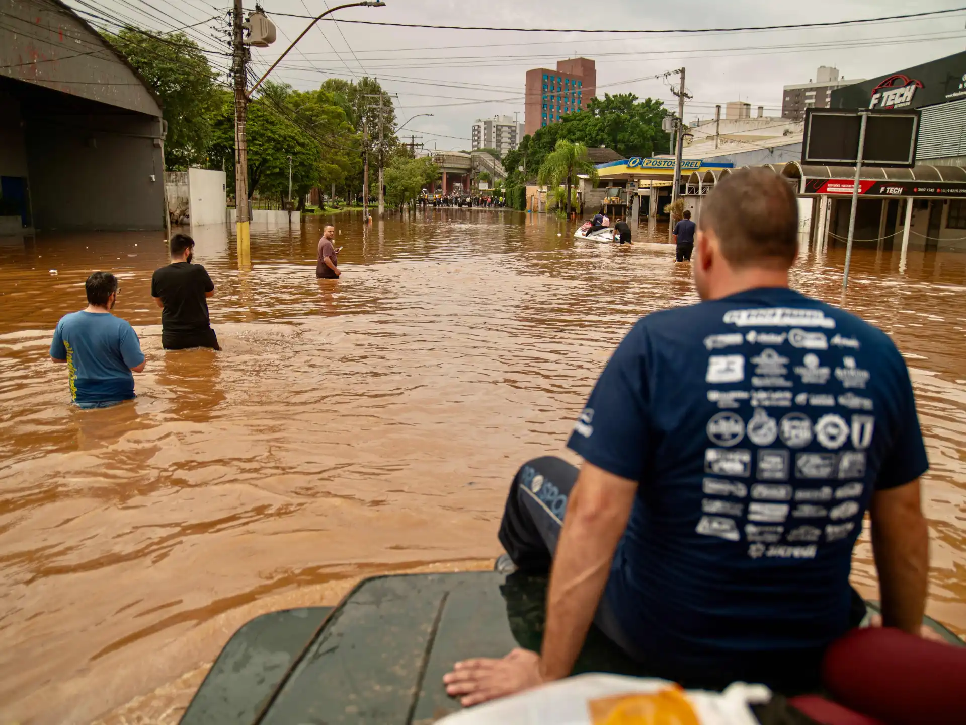 مقتل 66 شخصاً ونزوح أكثر من 80 ألفاً جرّاء الأمطار الغزيرة في البرازيل