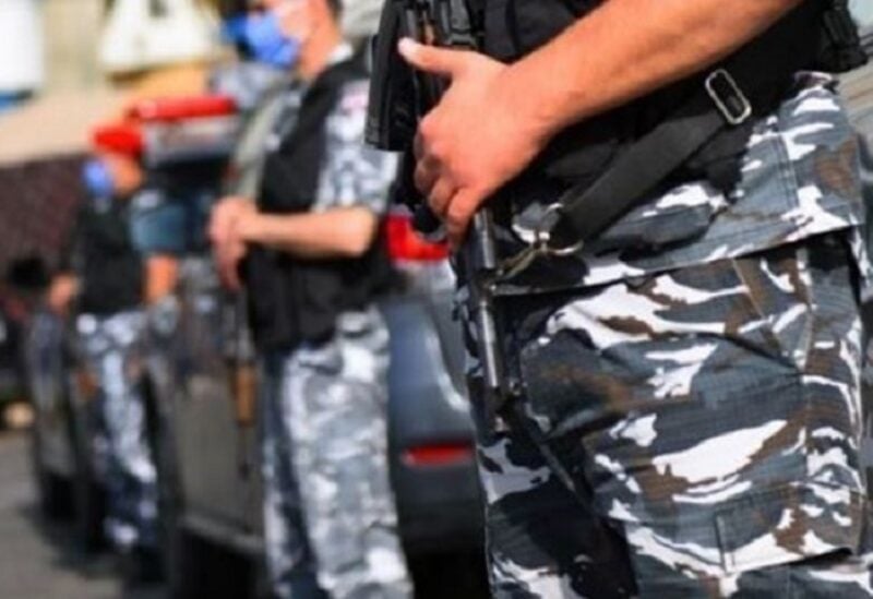 اشكال غاليري سمعان إطلاق نار في ببنين العكارية يسفر عن 5 جرحى بينهم طفلة