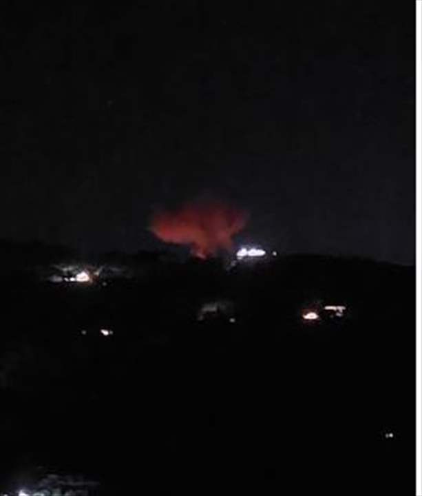 نيران باتجاه مارون الراس واحياء في بنت جبيل ليلا ومحيط بلدتي بني حيان ومركبا والجيش يحذّر