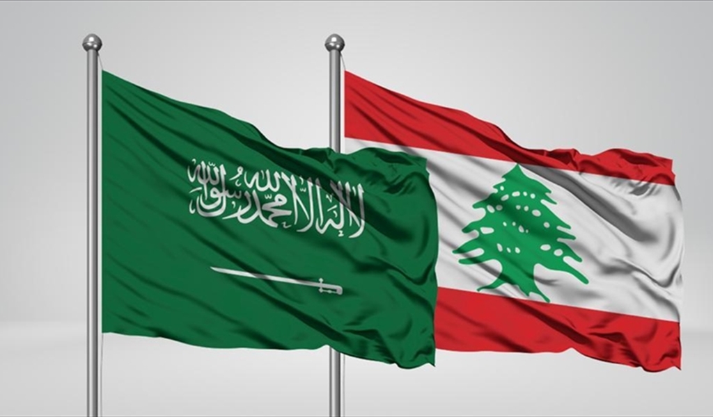 السعودية لبنان علم السعودية ستمدّ يدها لإعادة الإعمار في لبنان