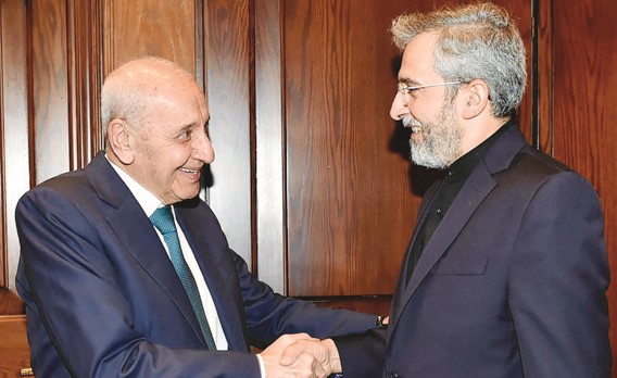 نصيحة ديبلوماسيين عرب وأجانب لمراجع لبنانية بضرورة المبادرة وتقديم تنازلات