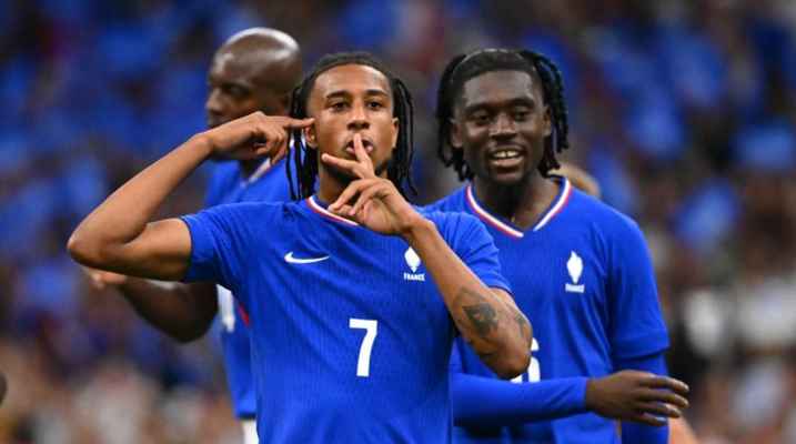 1 فرنسا تستهل مشوارها الاولمبي بفوز ثمين