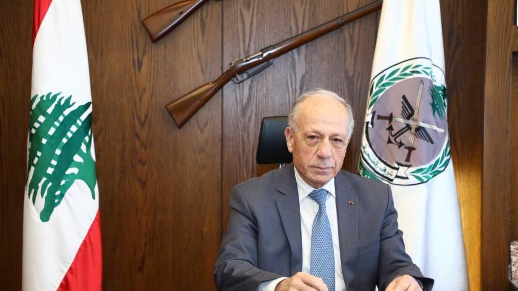 سليم موريس الحكومة “تستعير” مجدداً توقيع وزير الدفاع.. لإنصاف طلّاب “الحربيّة”؟