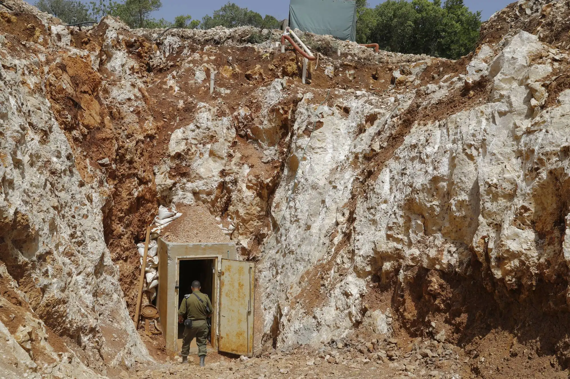 ISRAEL-LEBANON-CONFLICT-TUNNELS-HEZBOLLAH نفق حدود لبنان