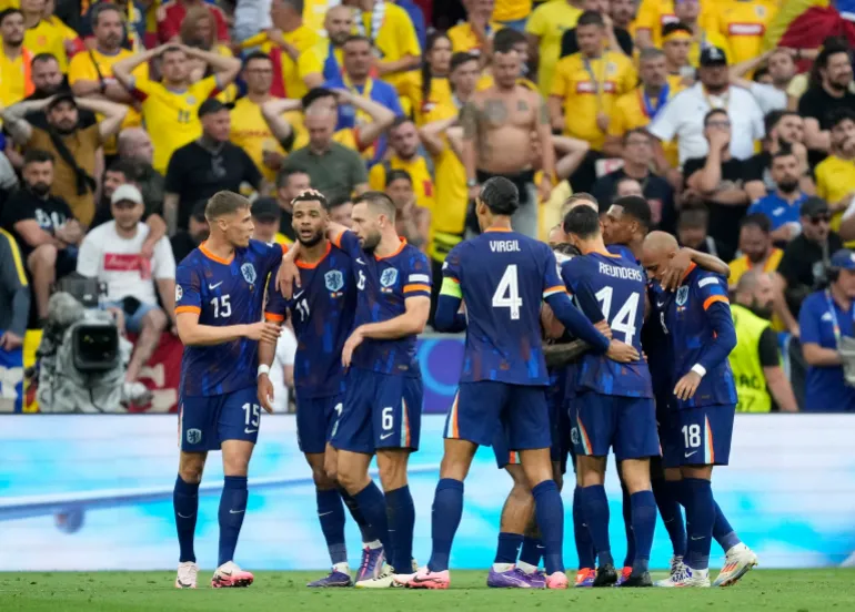 هولندا كأس اوروبا: هولندا تفوز على رومانيا وتتأهل لربع النهائي