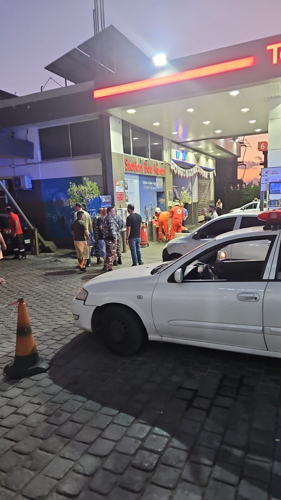75f1d211-94bc-452e-a287-9e902a0a2413 جريح نتيجة اطلاق رصاص في زوق مكايل !