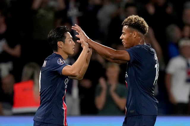 France Soccer League 1_Paris Saint-Germain vs Montpellier_1 باريس سان جيرمان يسحق مونبلييه بسداسية نظيفة!!!