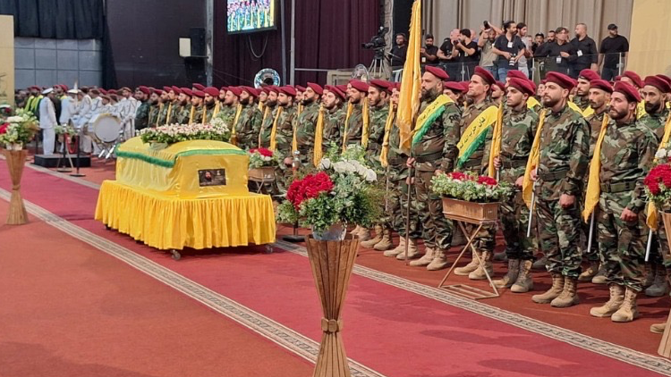 جثمان فؤاد شكر الحزب شيّع الشهيد فؤاد علي شكر بمأتم مهيب