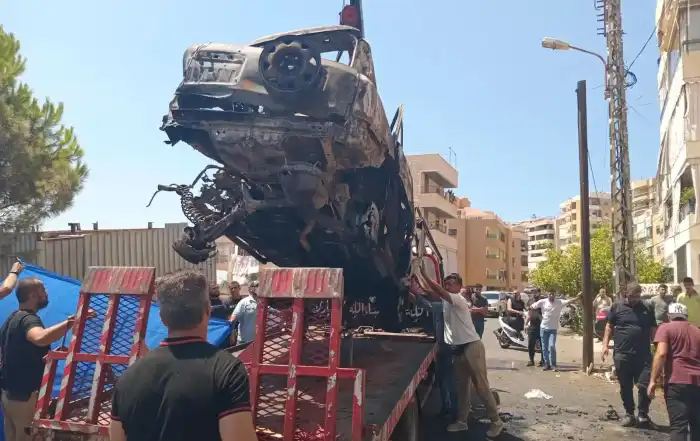 سيارة محروقة صيدا