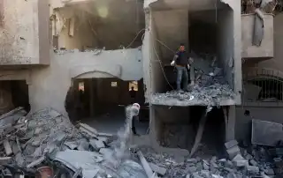 قصف جنوب 79