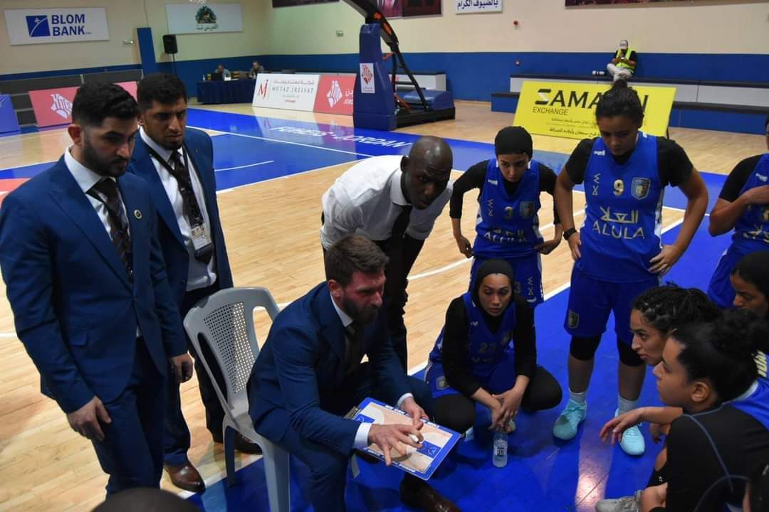 بقيادة المدربَين اللبنانيَين عزّت إسماعيل وعادل مطر.. العلا السعودي يتأهل إلى نصف نهائي بطولة الأندية العربية للسيدات كمتصدّر