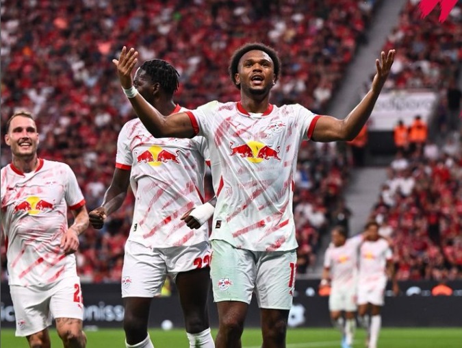 hasil-bayer-leverkusen-vs-rb-leipzig-di-liga-jerman-2024-2025-kalah-2-3-pasukan-xabi-alonso-gagal-ulangi-kesuksesan-musim-lalu-km2tBdhsAq لايبزيغ يكسر سلسلة ليفركوزن القياسية