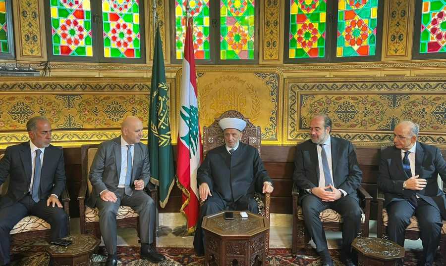 المفتي وفدٌ من نوّاب القوّات يلتقي دريان