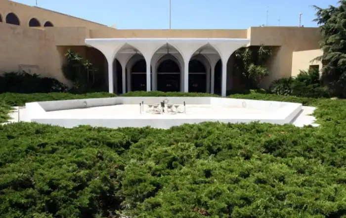 بعبدا