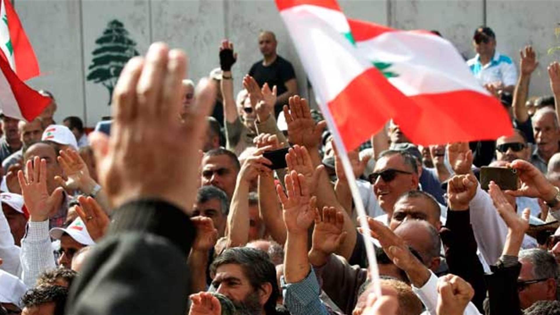 رواتب حلّ مؤقّت لتحسين رواتب العسكريين، هذا ما كشفته مصادر وزاريّة