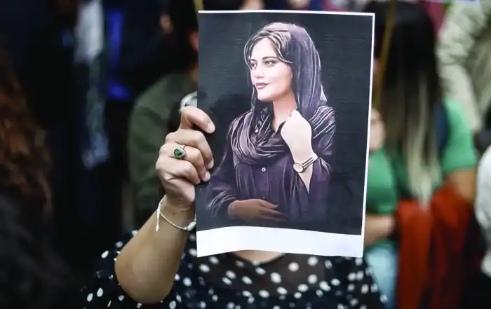 مهسا اميني