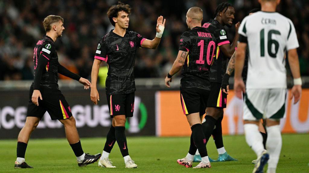 3e8e3730-923e-11ef-841b-8555c5ec280f تشيلسي يهزم باناثينايكوس 4-1 في دوري المؤتمر الأوروبي ويتصدر الترتيب