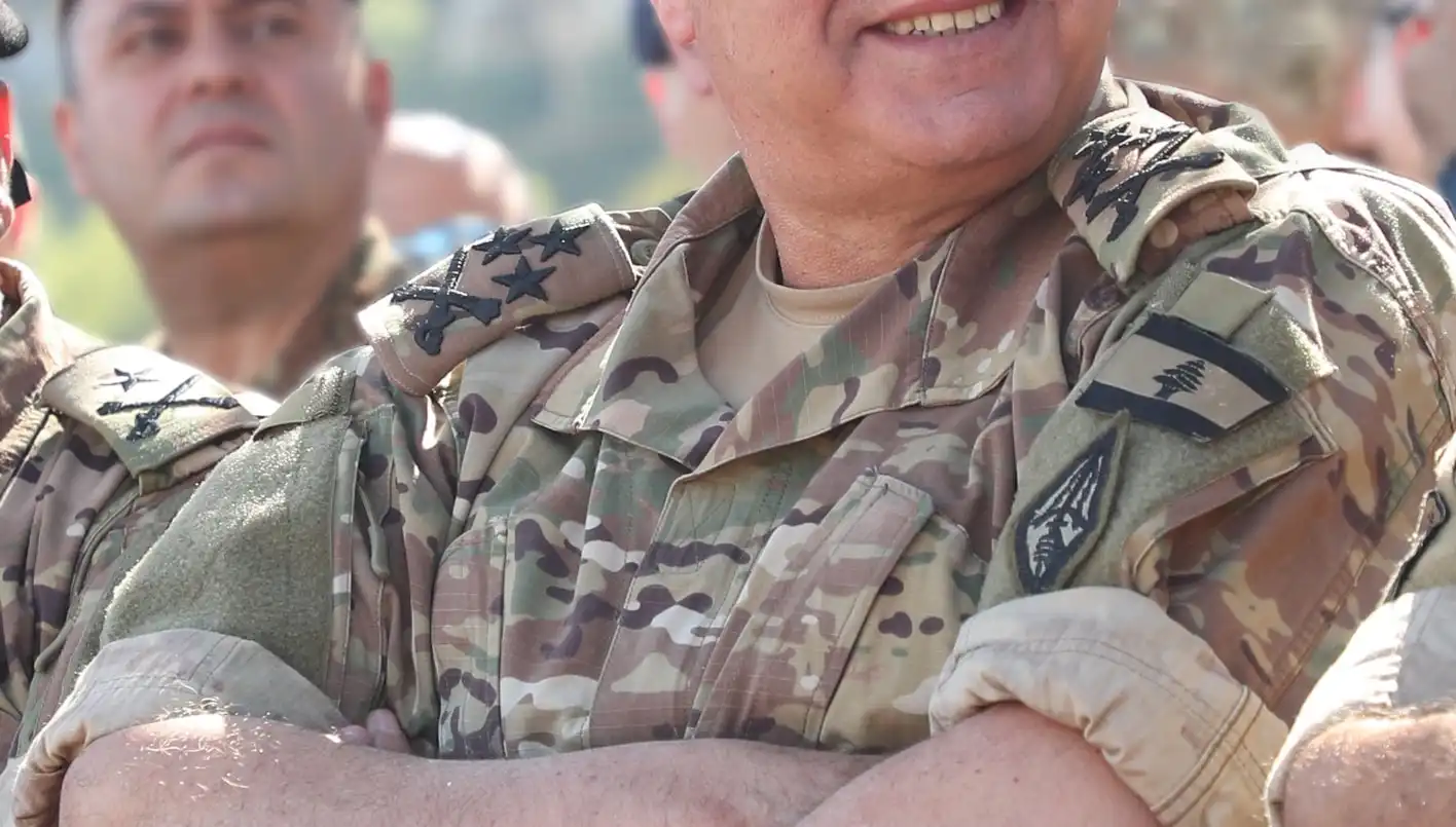 قائد الجيش411 قائد الجيش411