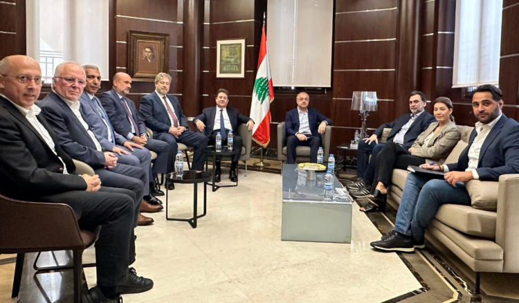 لقاء نيابي لقاءات نيابية تؤكد على ضرورة وقف الحرب وانتخاب رئيس انقاذي يجمع اللبنانيين