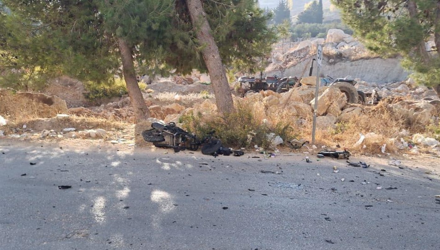 مسيرّة تستهدف دراجة نارية في القرعون في البقاع الغربي