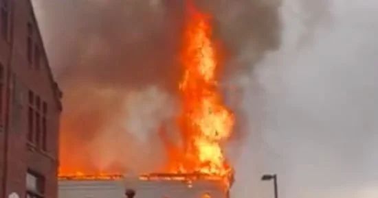 إنتشال 5 جثث من حريق جسر الباشا