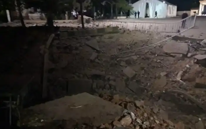 معبر المصنع