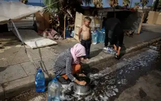 نازح لبناني