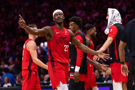 TNS-SPORTS-BKN-MAVERICKS-HEAT-4-MI نتائج مواجهات الـ NBA لهذا اليوم