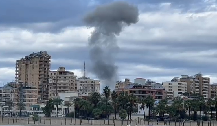 الجنوب-صور غارتان على باريش وصور وقصف على القليلة