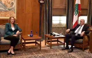 بري السفيرة الاميركية ليزا جونسون