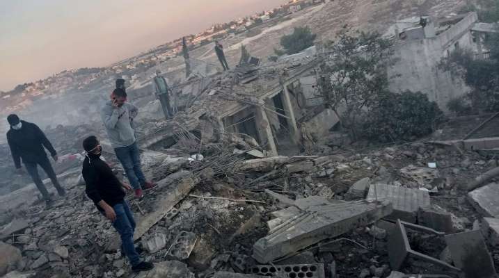تفاحتا جيش العدو يدمّر 37 بلدة في الجنوب