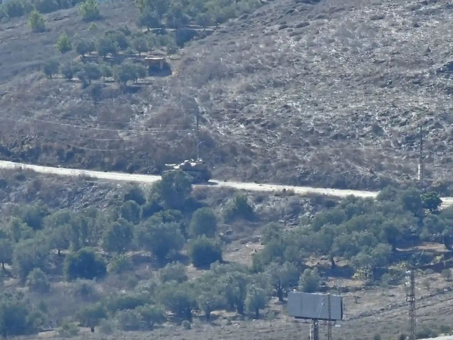 دبابة اسرائيلية جنوب