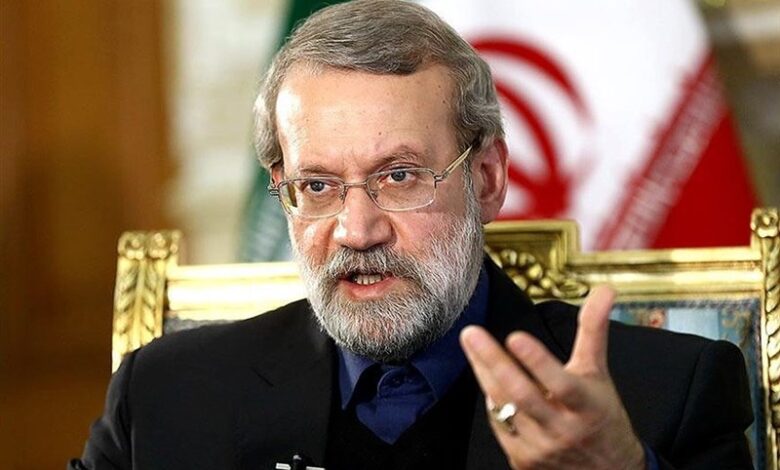 زيارة لاريجاني عكست إصرار ايران على إبقاء لبنان ساحة مستباحة لتوجيه الرسائل ووكالة حصرية لها وللحزب