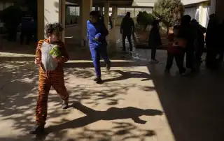 مدرسة لبنان