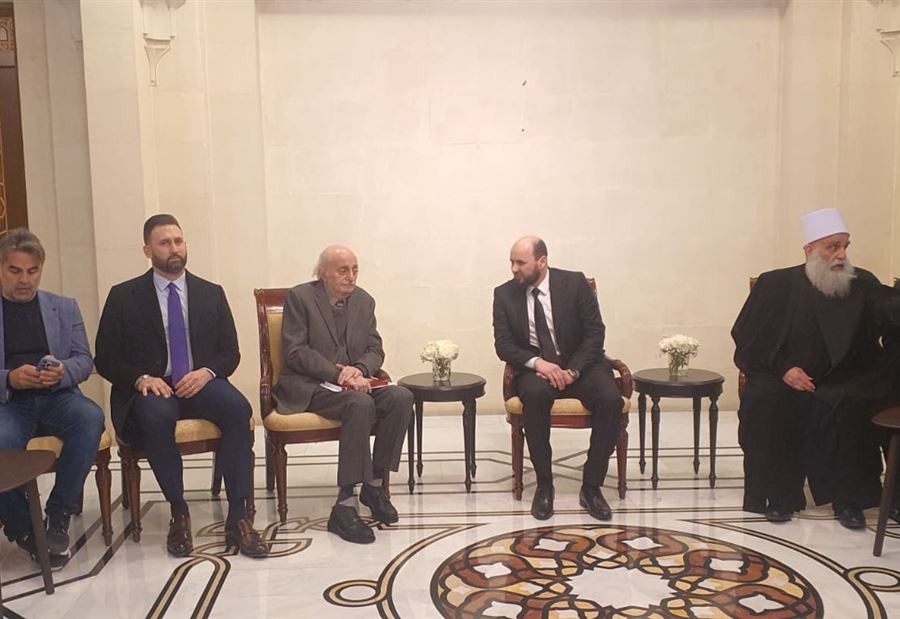HSWJKGNLLM بالفيديو -جنبلاط داخل قصر الشعب في سوريا