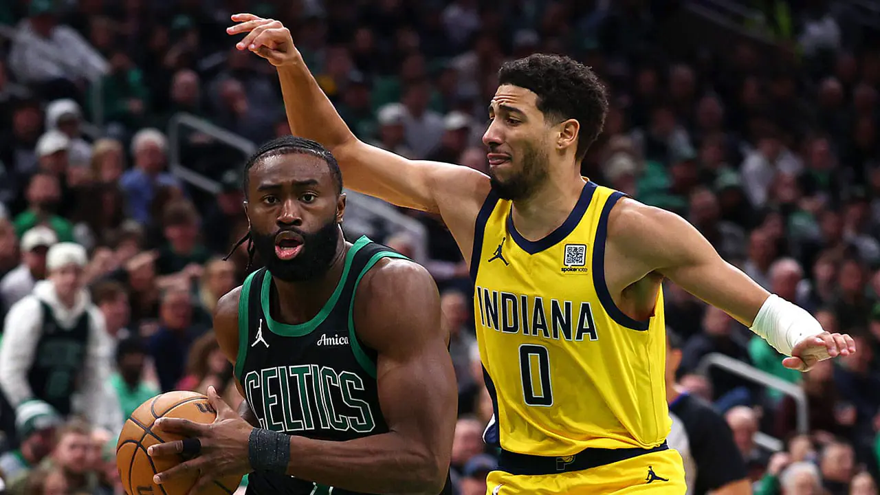 ONLINE-CROP-Jaylen-Brown-Celtics-Tyrese-Haliburton-Pacers-GettyImages-2191616893-copy.jpg نتائج مواجهات الـ NBA لهذا اليوم