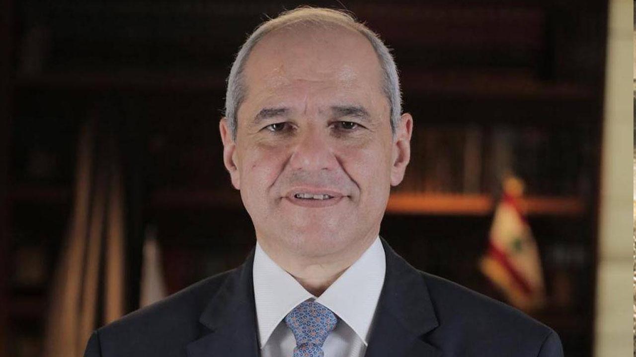 R (1) خلف: مستمر في مواجهة النهج الإنتحاريّ التّدميري