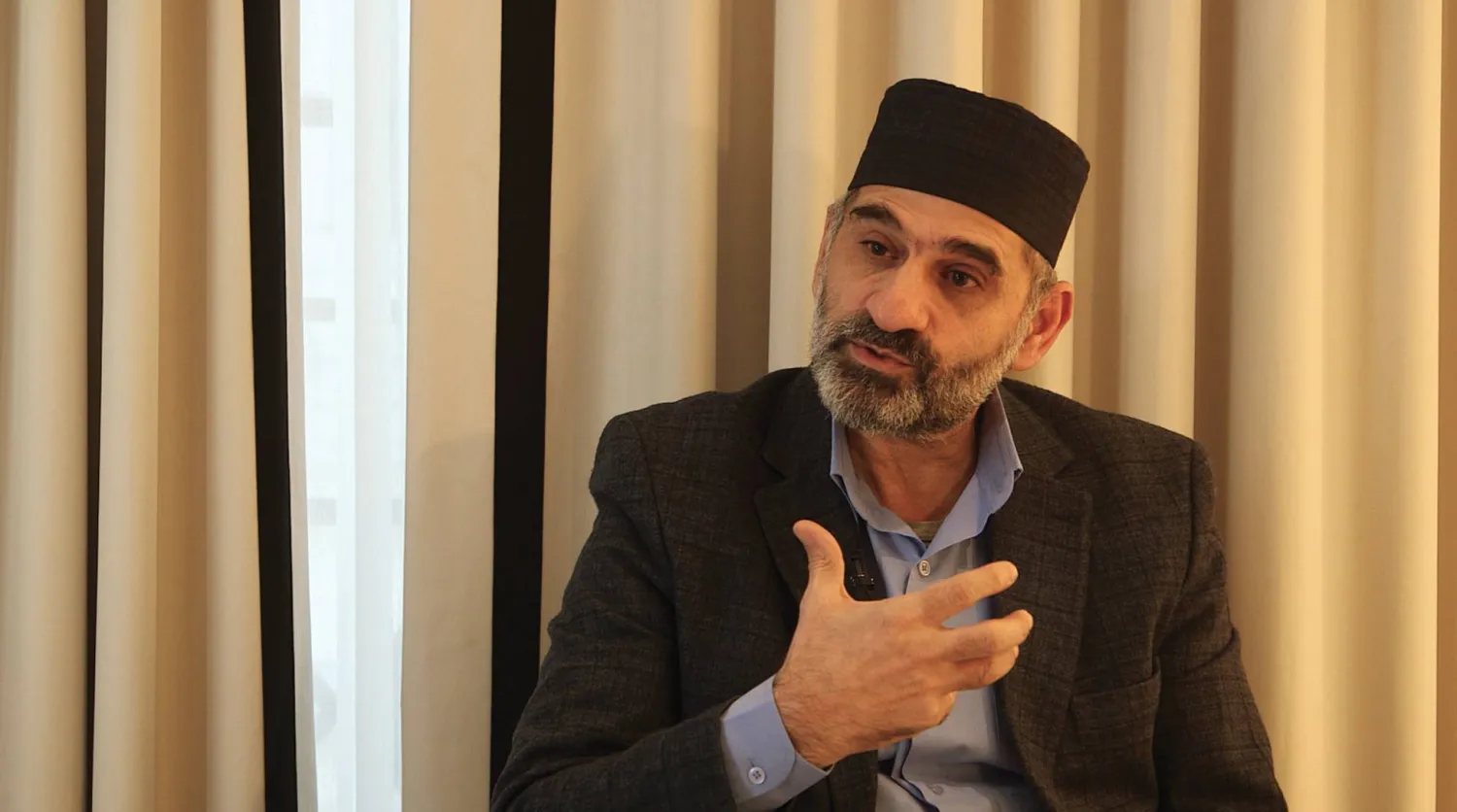 «مهرّب» أرشيف التعذيب السوري يكشف هويته