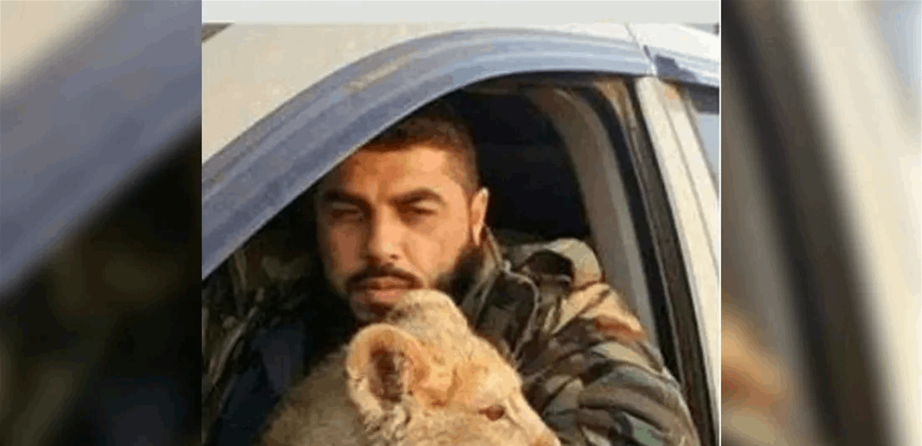 الدقاق بالفيديو- أطعم الأسود من لحم المعتقلين، إعدام طلال الدقاق الملقب بـ أبو صخر