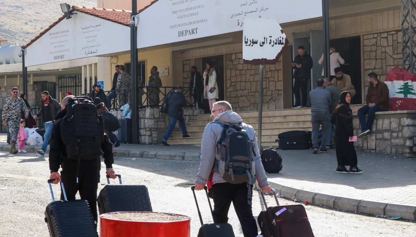 المصنع المغادرة