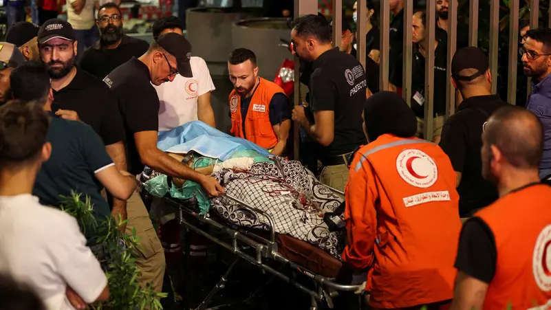 عميل الموساد كان بجواره.. نصر الله رأى بعينه انفجار “البيجر” بقياداته