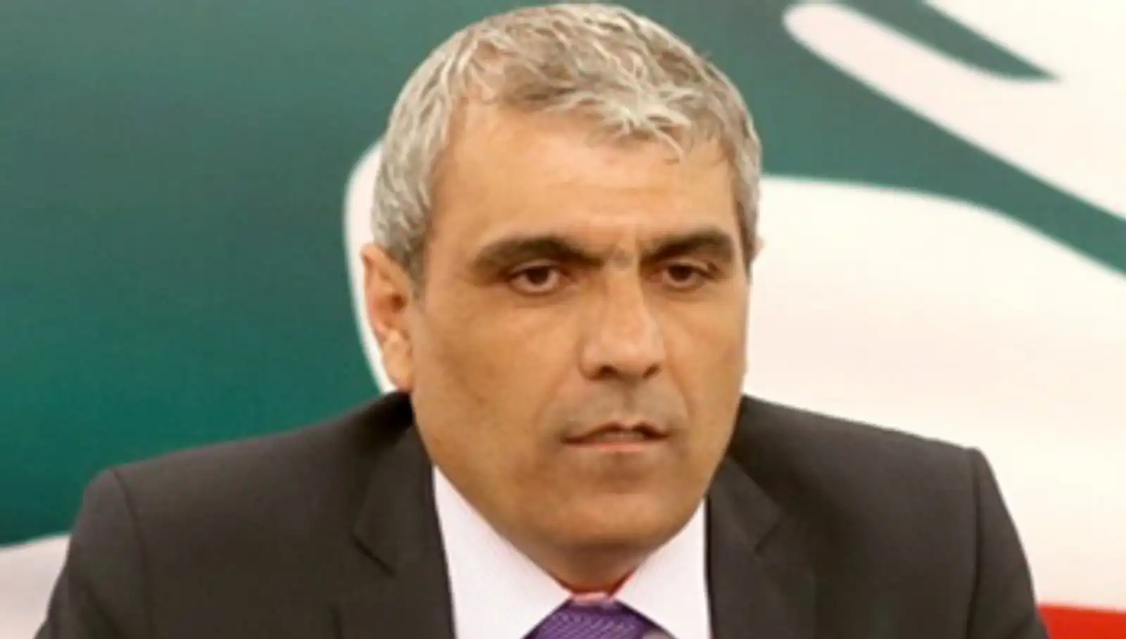 رئيس بلدية القاع