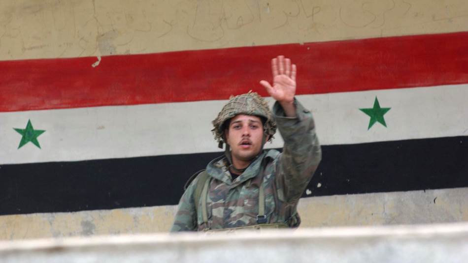 سوريا جيش الاسد فلول الفرقة الرابعة في لبنان: يبيعون بندقيتهم بـ20 دولارًا