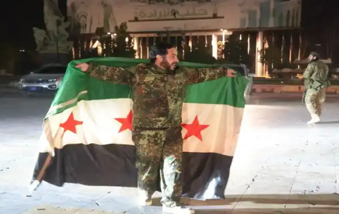 سوريا علم الثورة