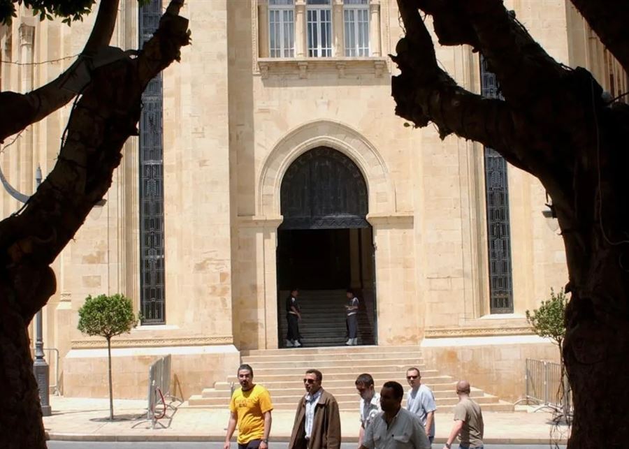 مجلس النواب مبنىى كتلتا الوفاء للمقاومة والتنمية والتحرير تقاطعان الاستشارات النيابية، وهذا ما قاله هؤلاء النواب
