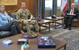 بري جيفيرز