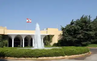 بعبدا 52